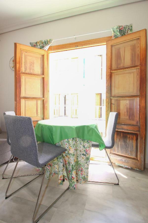 Luminoso Loft En La Alfalfa Apartment Sevilla Bagian luar foto