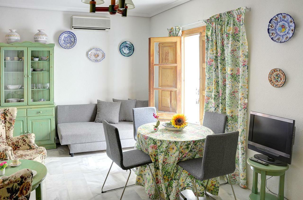 Luminoso Loft En La Alfalfa Apartment Sevilla Bagian luar foto